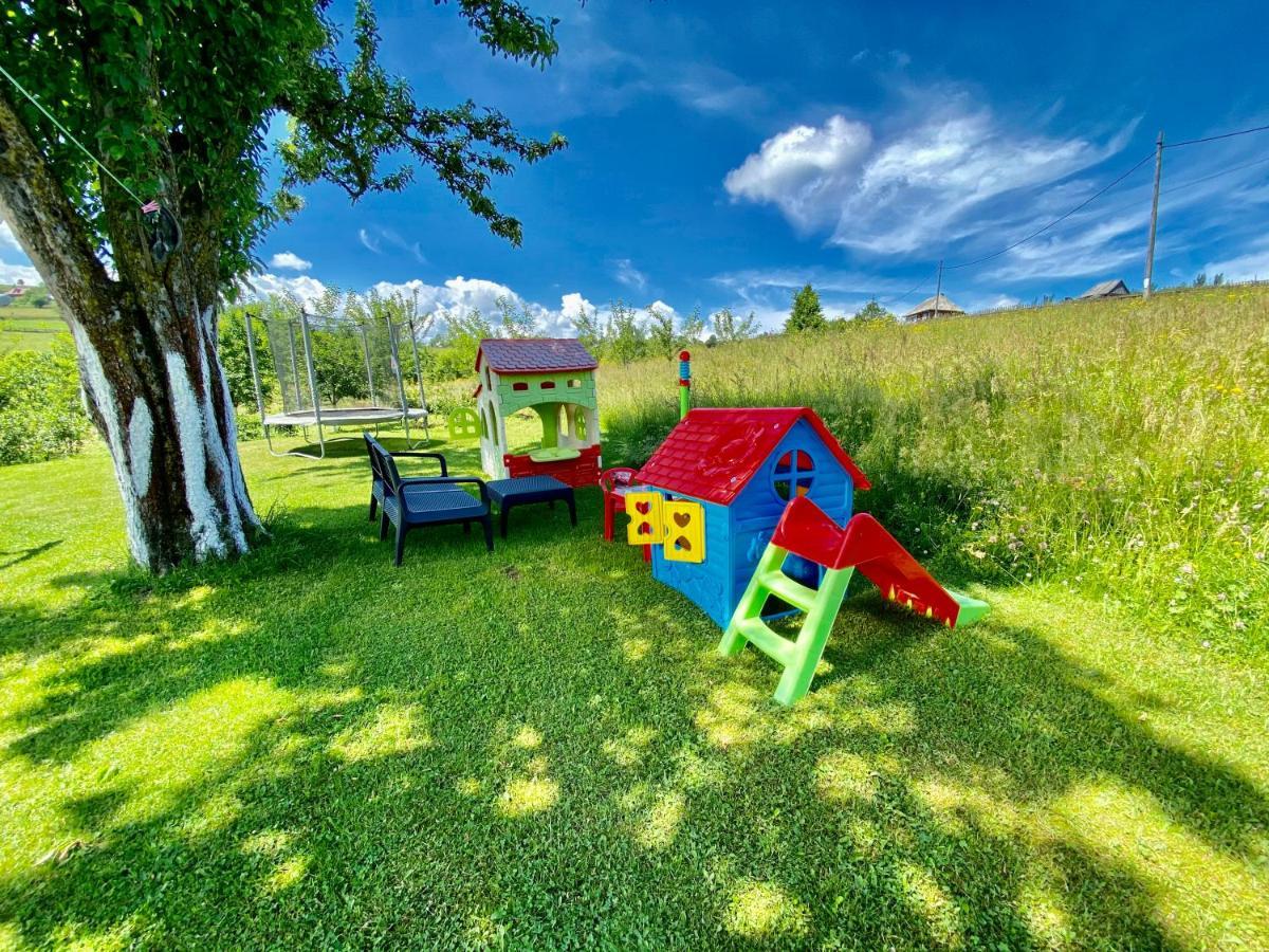 Pensiunea Casa Eden Мерішел Екстер'єр фото